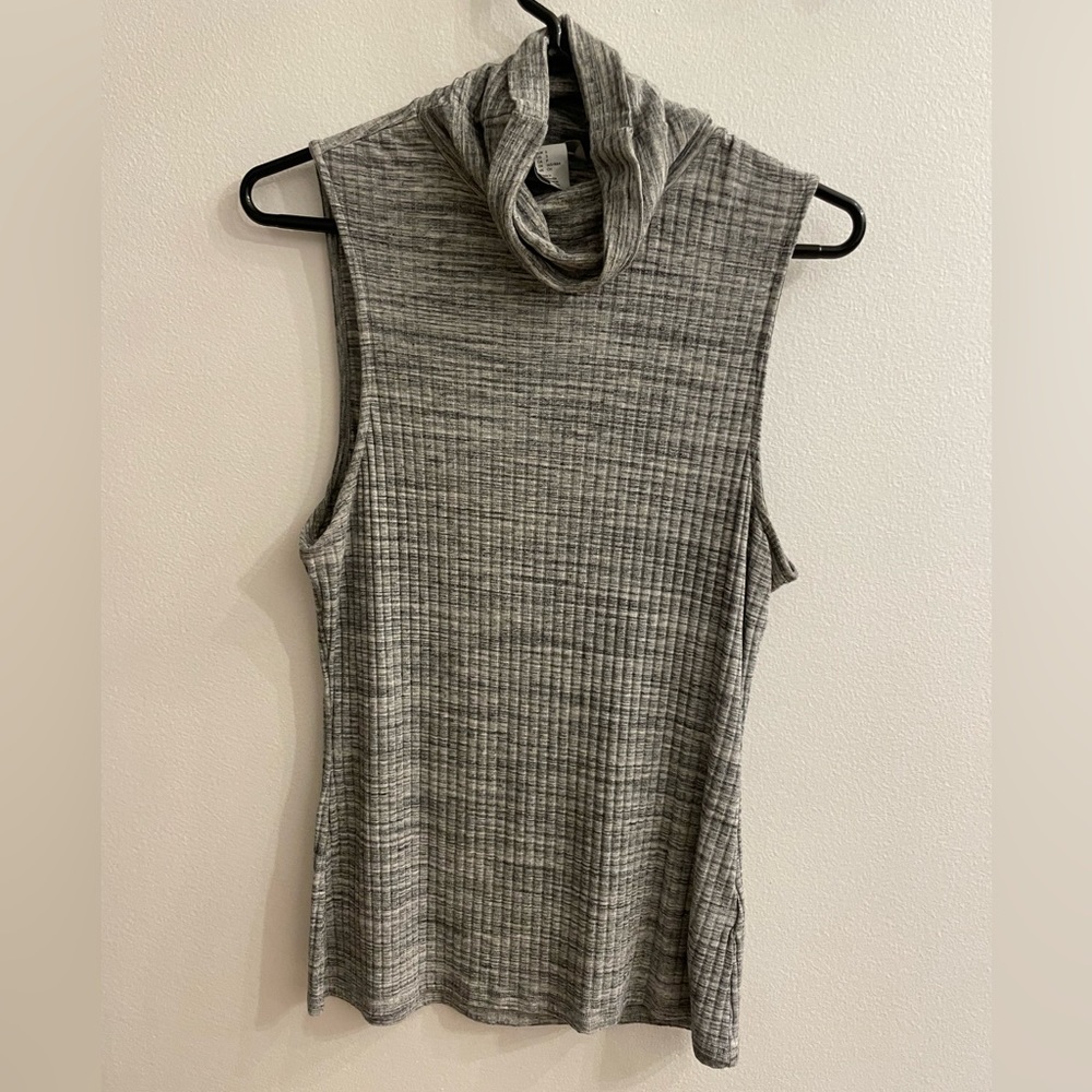 H&M Grey turtleneck